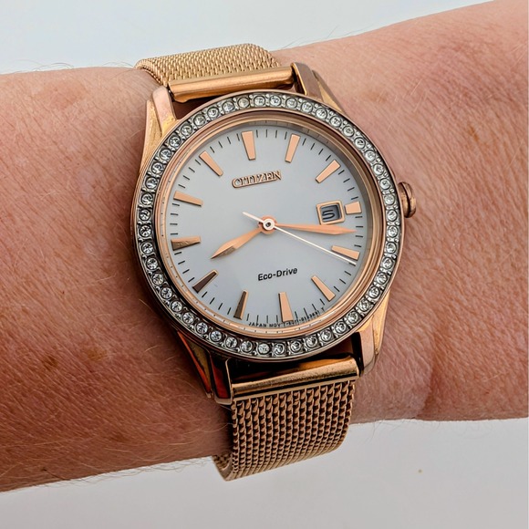 Citizen Eco-Drive Silhouette E011-S094488 Rose Gold Swarovski Crystal Watch 30mm